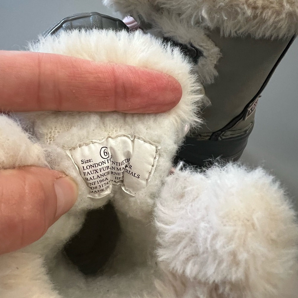 London Fog Gray and Cream Fur-Lined Toddler Girl Boots Size 6 - Picture 6 of 7